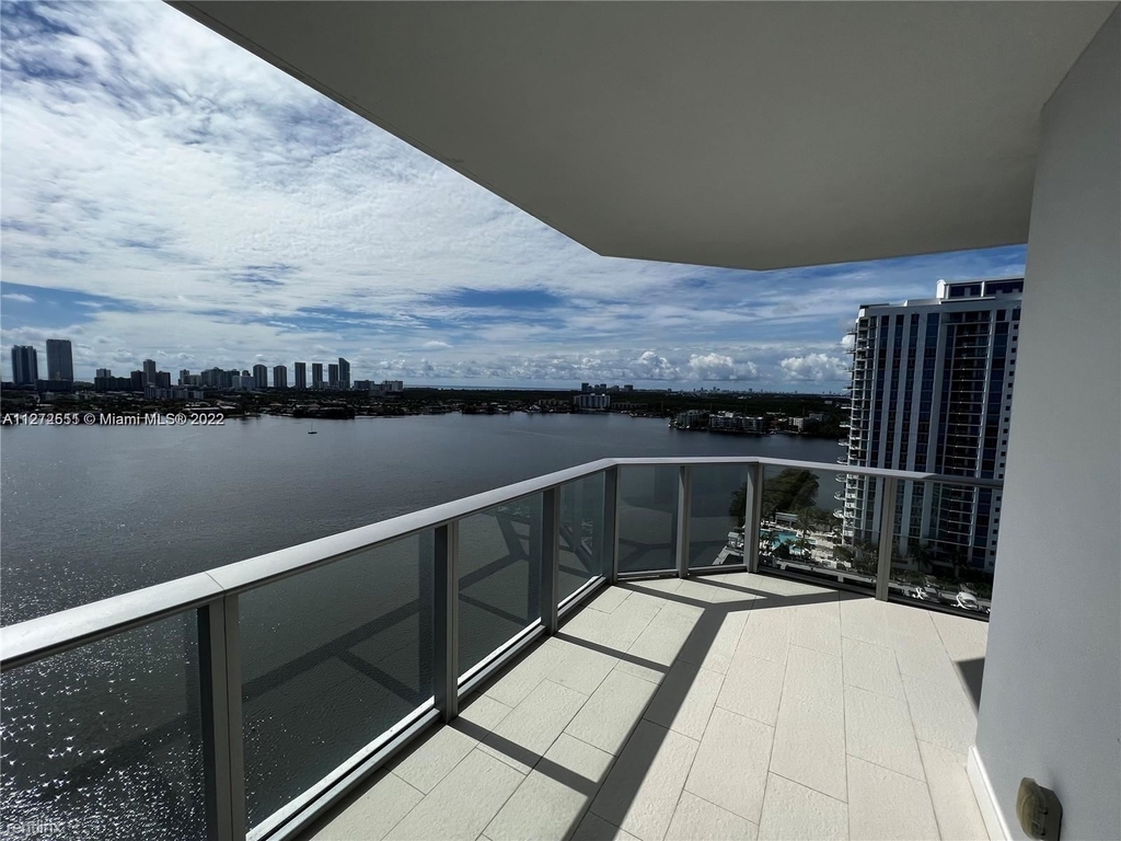 17301 Biscayne Blvd Apt 1809 - Photo 13