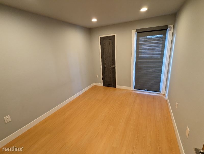 2987 Mission St 301 - Photo 12