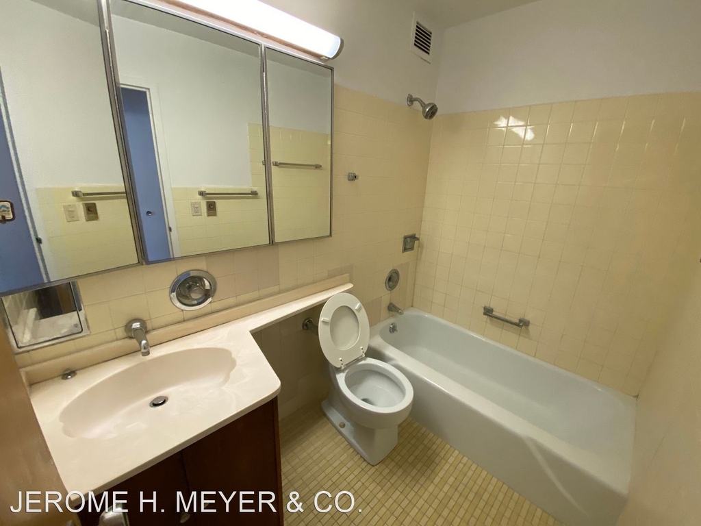 1616 Hinman Avenue - Photo 3