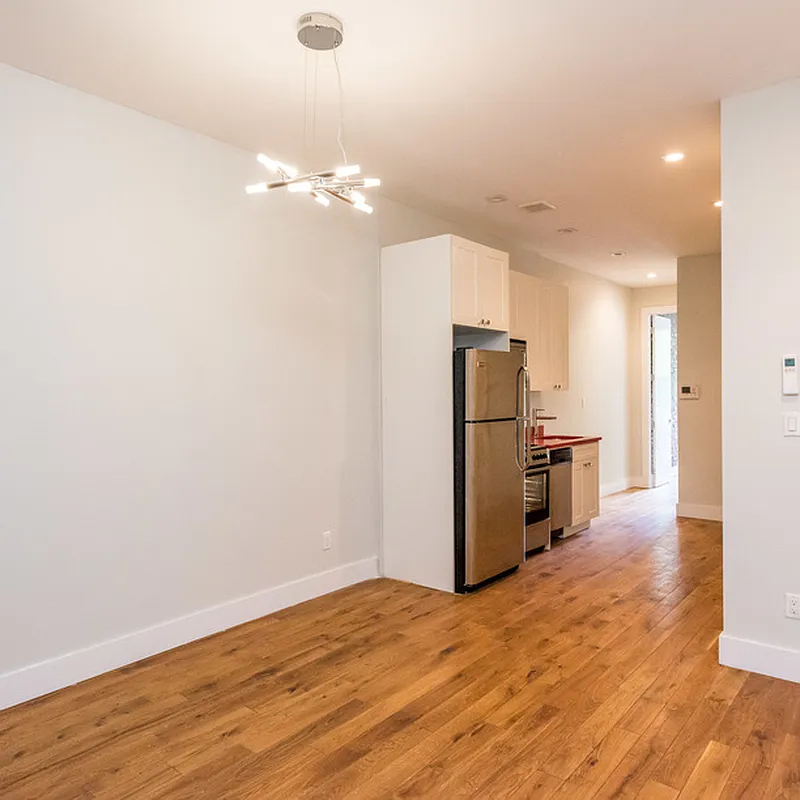 1346 Hancock Street - Photo 3