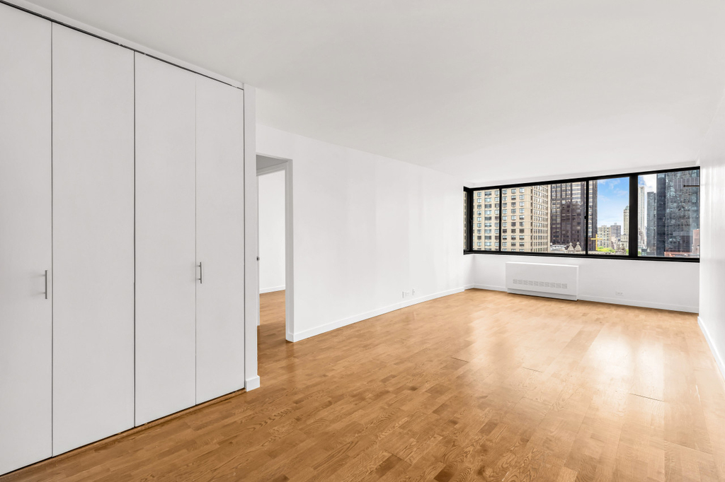 124 West 60th Street - Photo 0