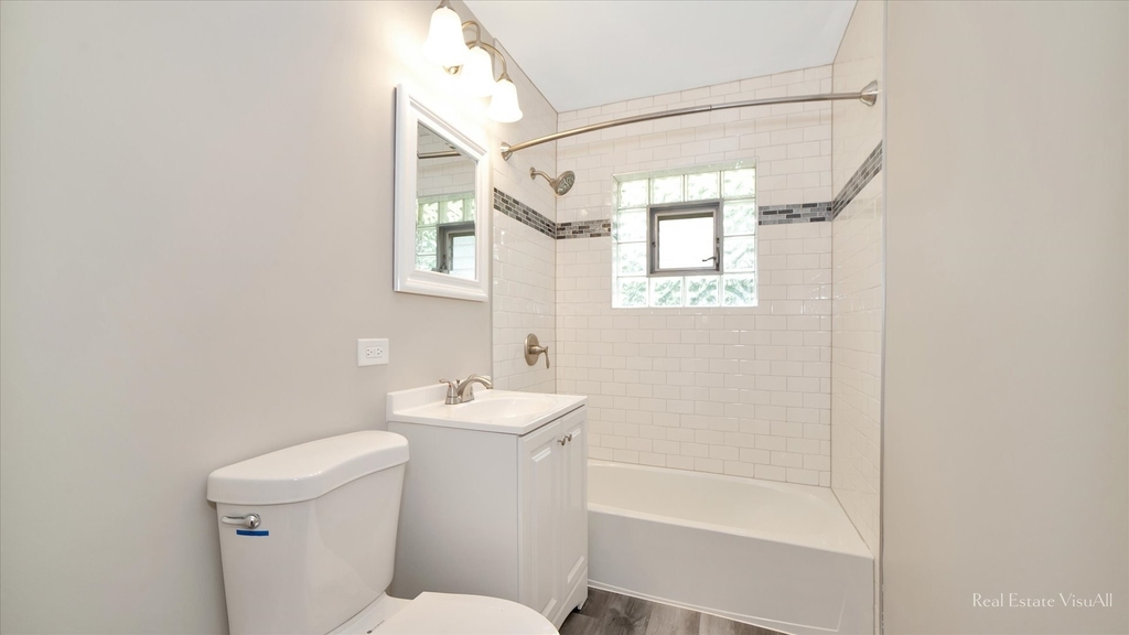 333 W Byron Avenue - Photo 10