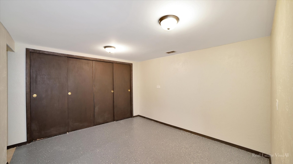 333 W Byron Avenue - Photo 17