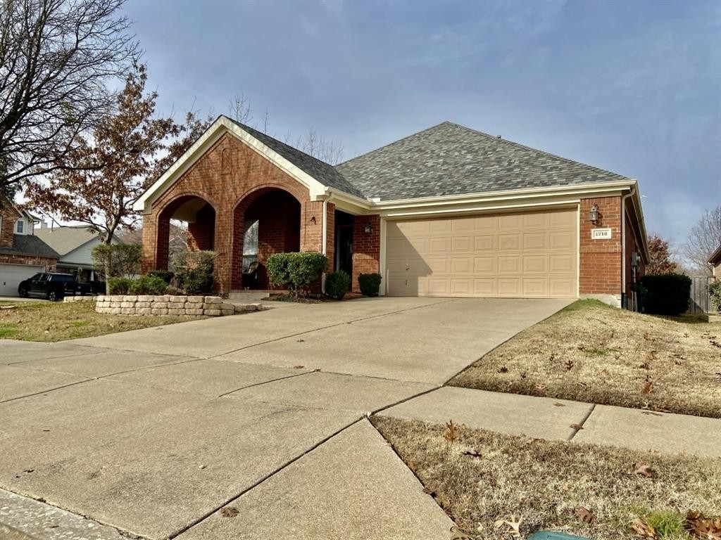 1716 Lake Point Court - Photo 1