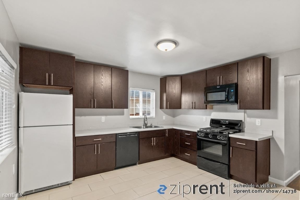 2718 68th Ave - 2718 - Photo 8