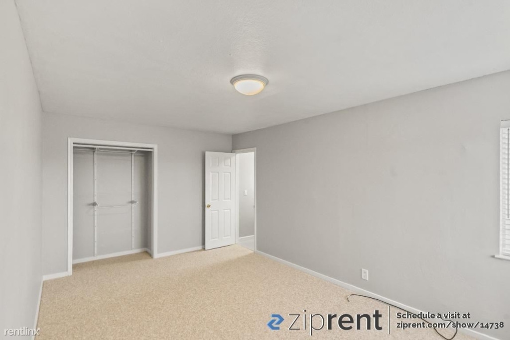 2718 68th Ave - 2718 - Photo 14