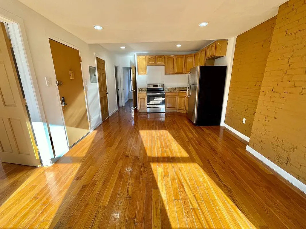 422 East 118th Street - Photo 2