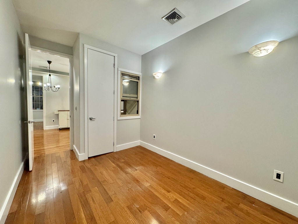 41 Havemeyer Street - Photo 2