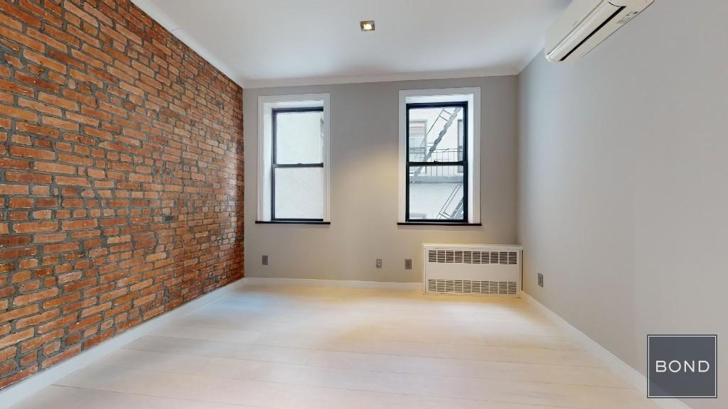 213 East 26th Street - Photo 1