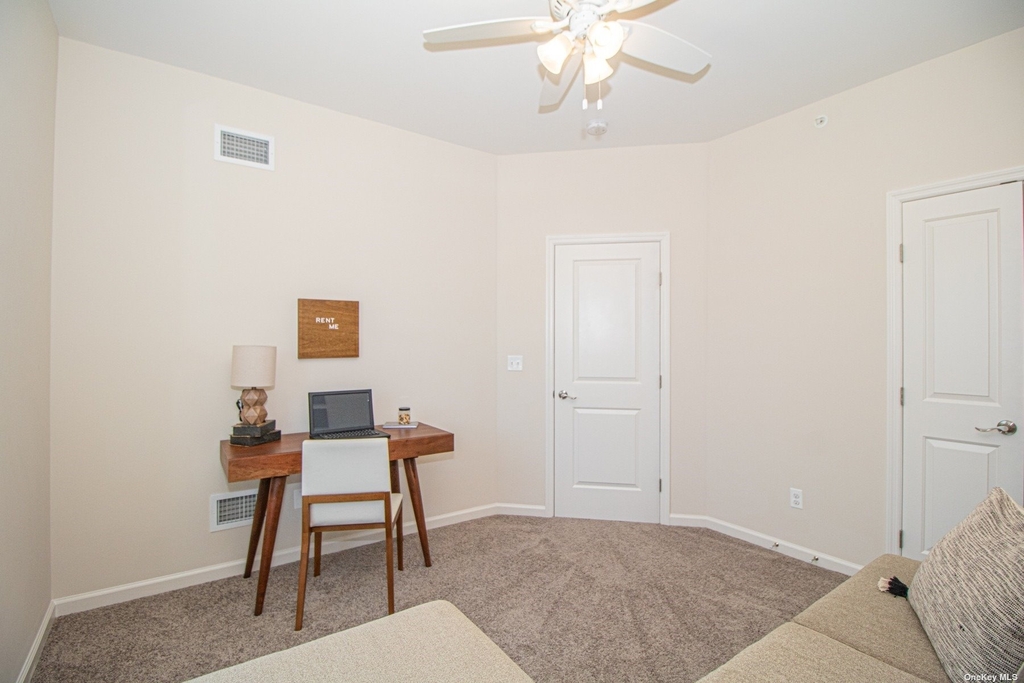 766 Deer Park Avenue - Photo 17