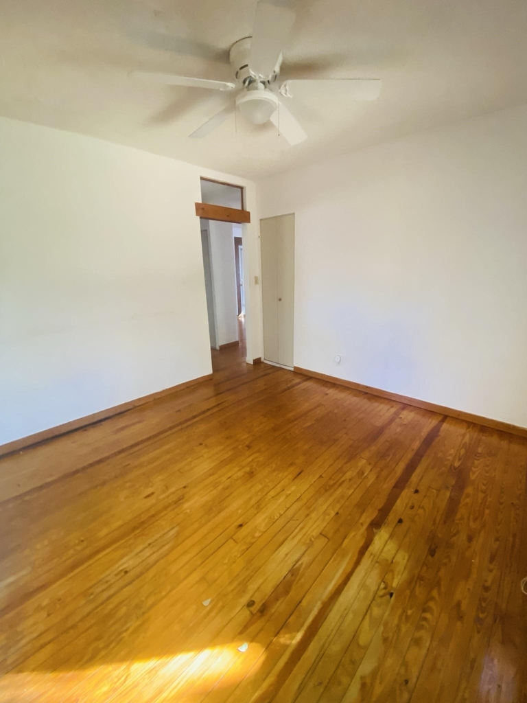 848 N Bronough - Photo 16