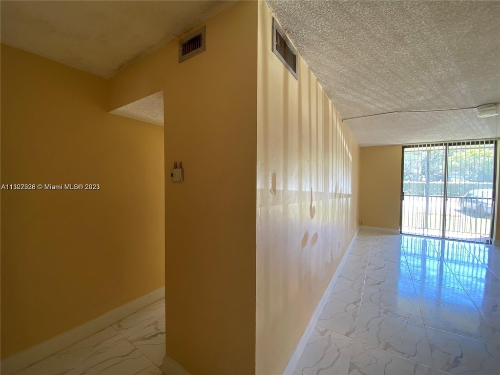 16851 Ne 23rd Ave - Photo 11