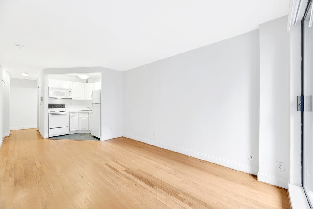 Copy of 655 Second Avenue, Unit 2c - Photo 1