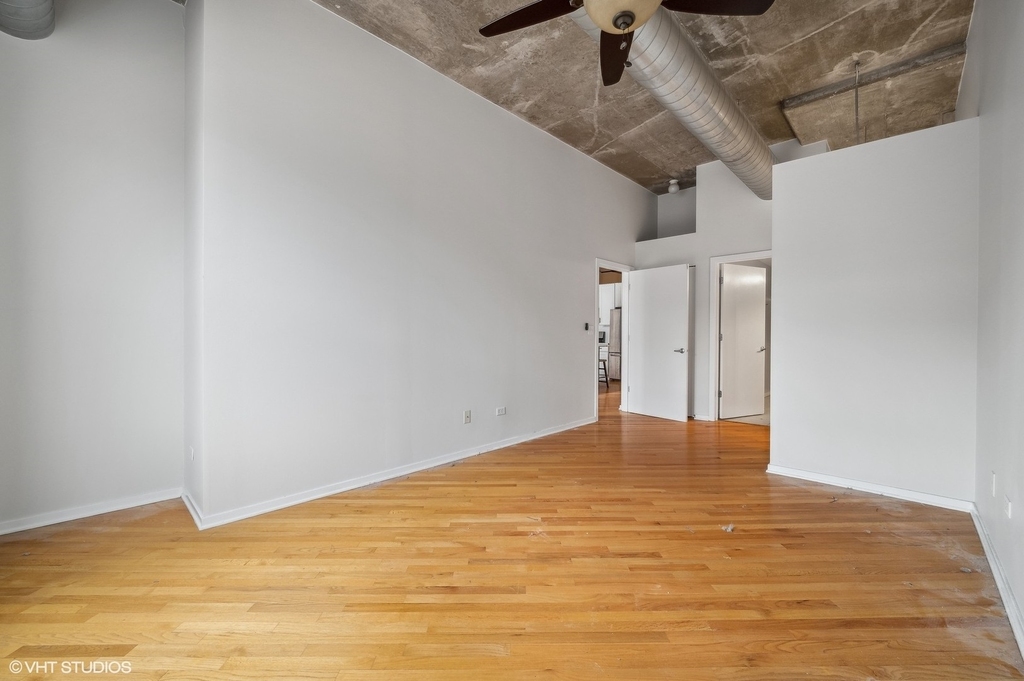 933 W Van Buren Street - Photo 10