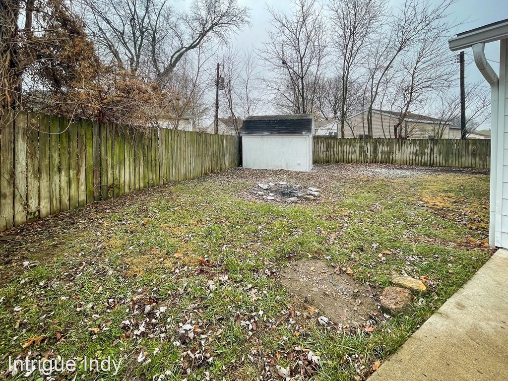 5035 Gifford Ave - Photo 37