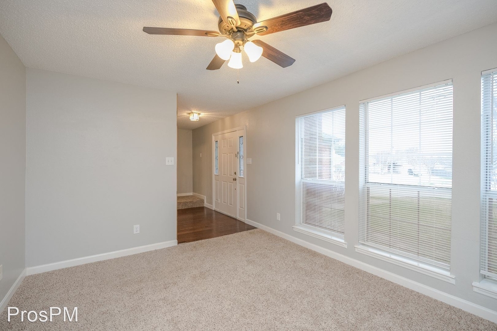 5554 Lobos Ct. - Photo 5