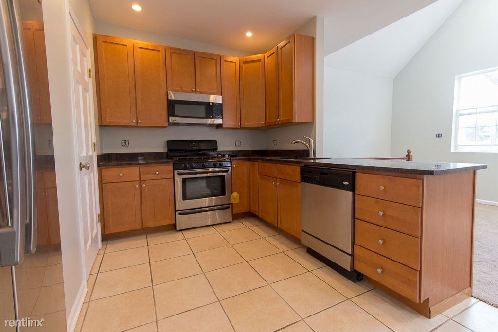 3146 W. George, Unit Hc - Photo 1