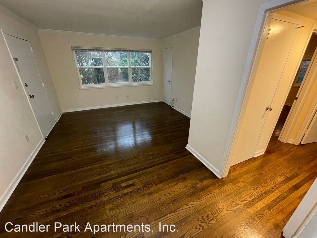 2044 Dekalb Ave Ne - Photo 2