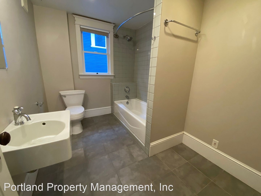 3632 Se Washington Street - Photo 14