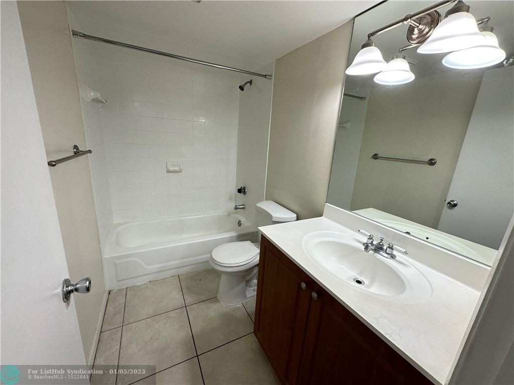 1733 Village Blvd - Photo 13