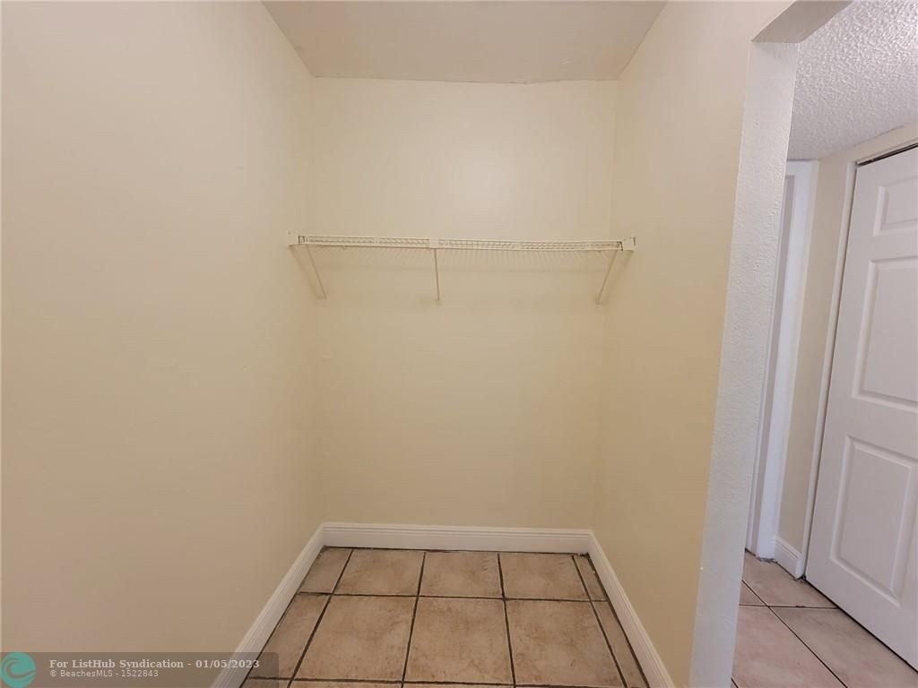 1733 Village Blvd - Photo 8