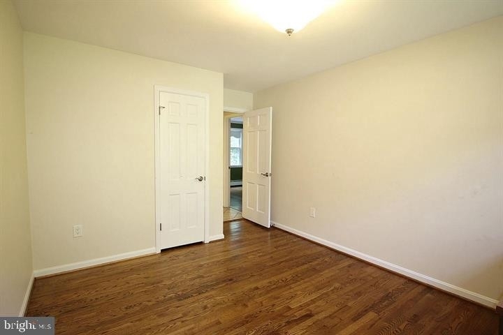 6011 Claiborne Drive - Photo 9