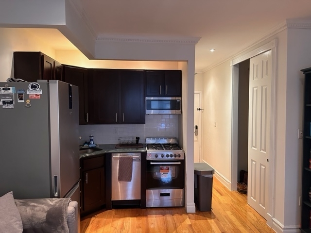 336 East 81st Street - Photo 4