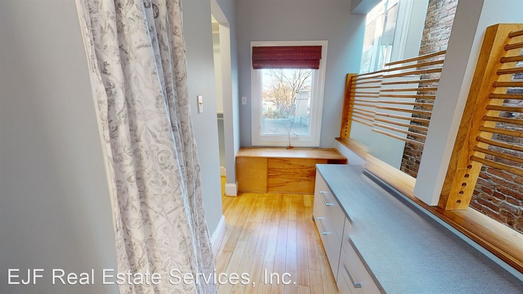 514 Seward Square Se - Photo 26