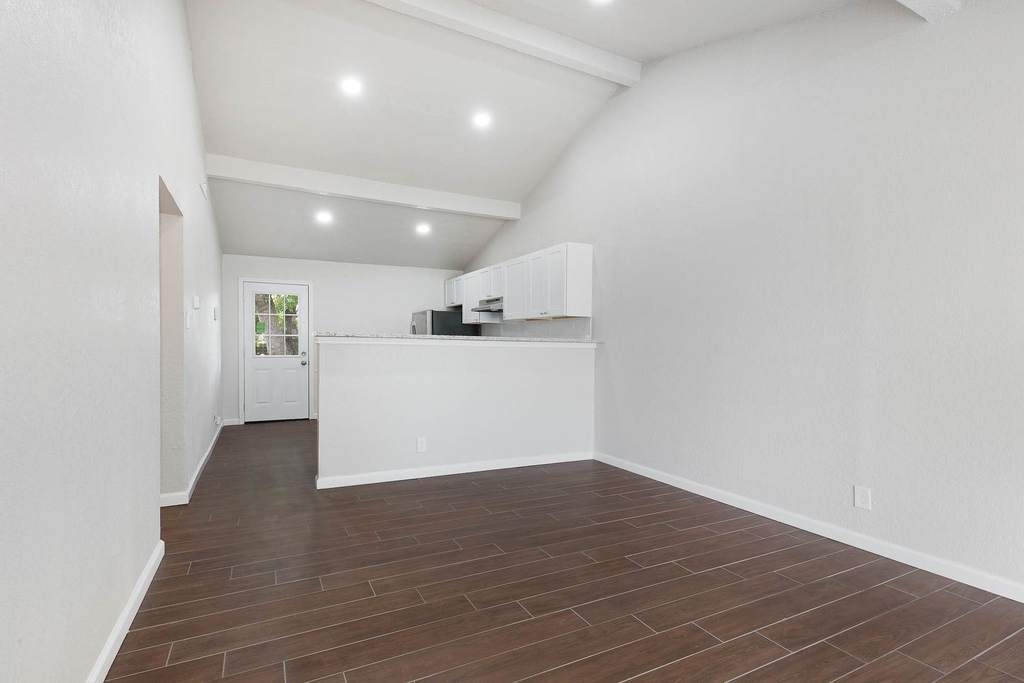 6510 Spring Lark - Photo 15