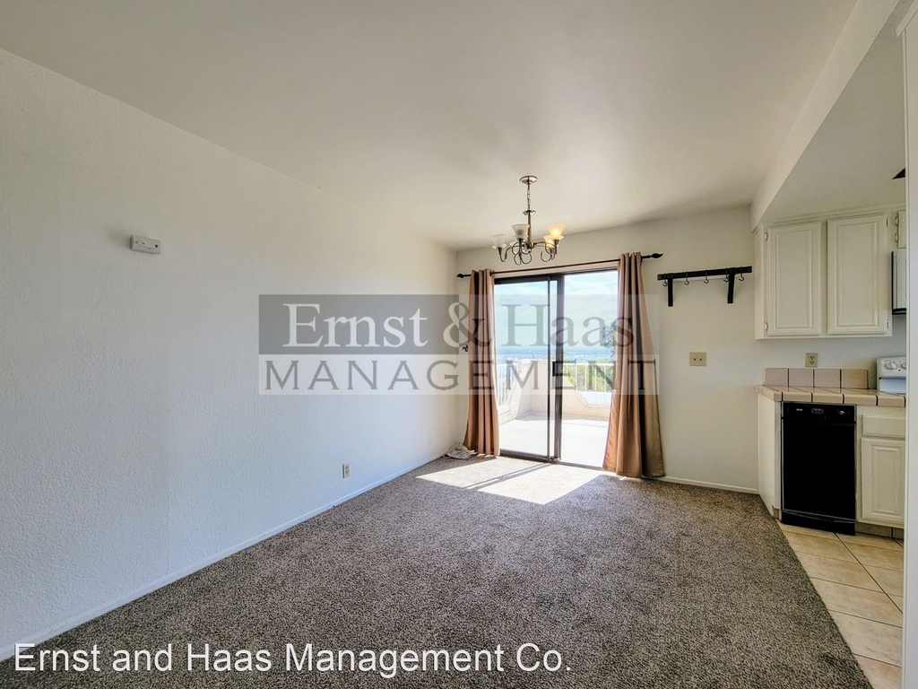 2755 E. Hill St - Photo 10