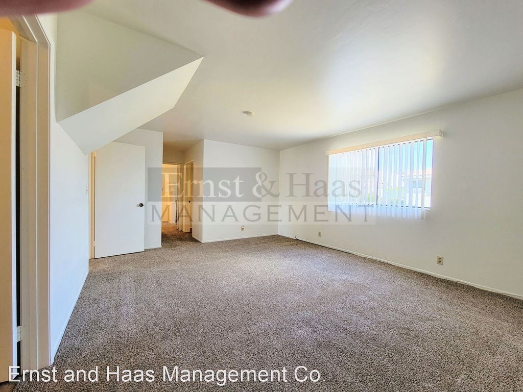 2755 E. Hill St - Photo 16