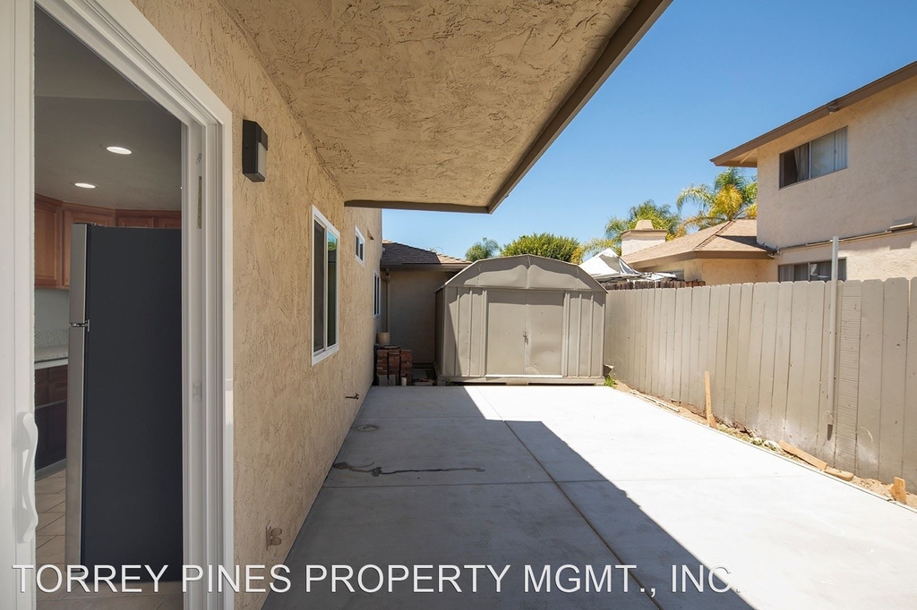 1235 Monique Court - Photo 11