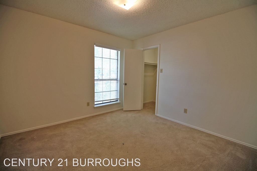 6709 Park Haven - Photo 11