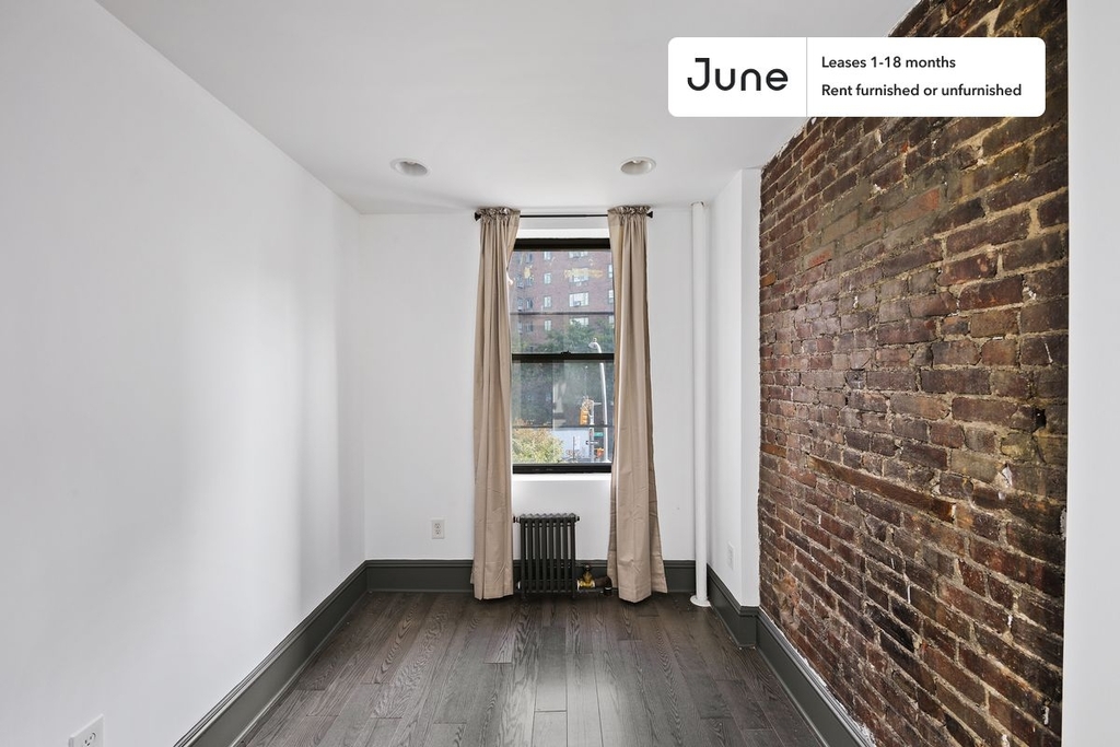 345 East 21st Street - Photo 11