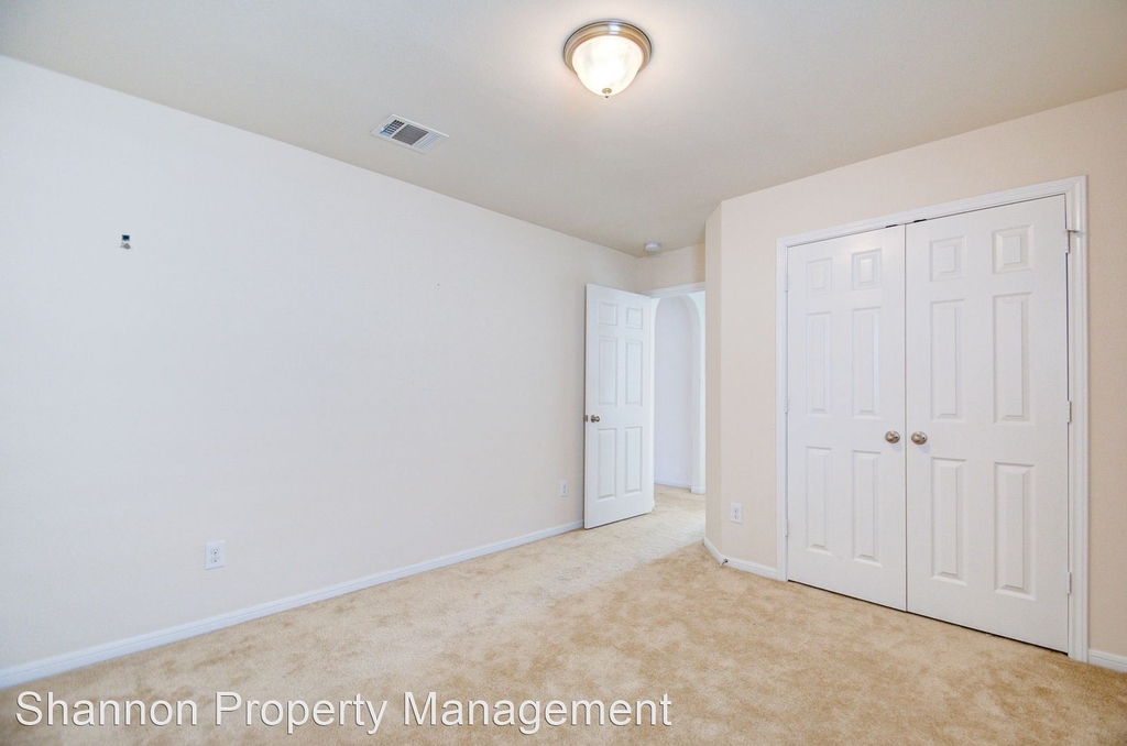 8014 Villa Lago Lane - Photo 16