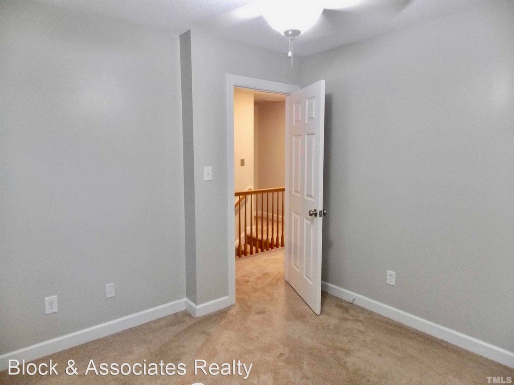 1306 Eagle Eye Court - Photo 20