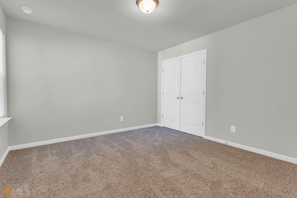 1645 Villageside Court - Photo 22