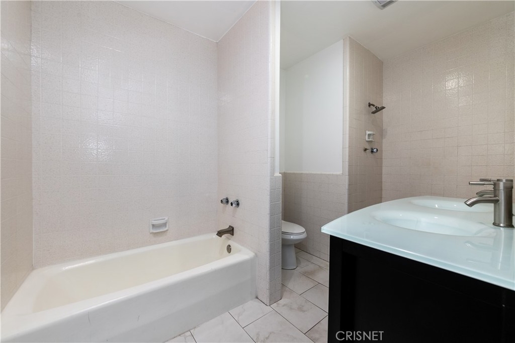 12027 Rhode Island Avenue - Photo 16