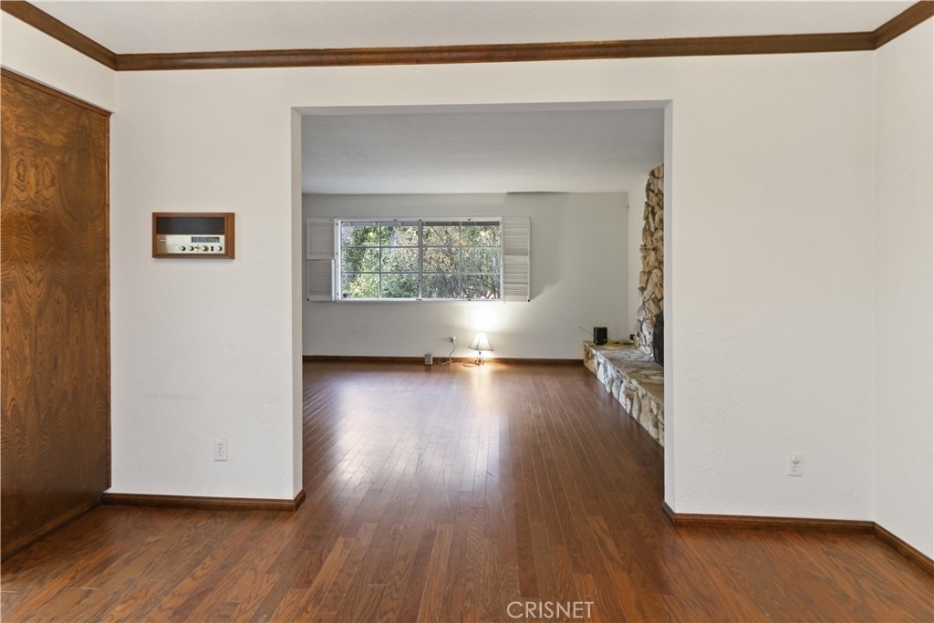 3235 Laurel Canyon Boulevard - Photo 4