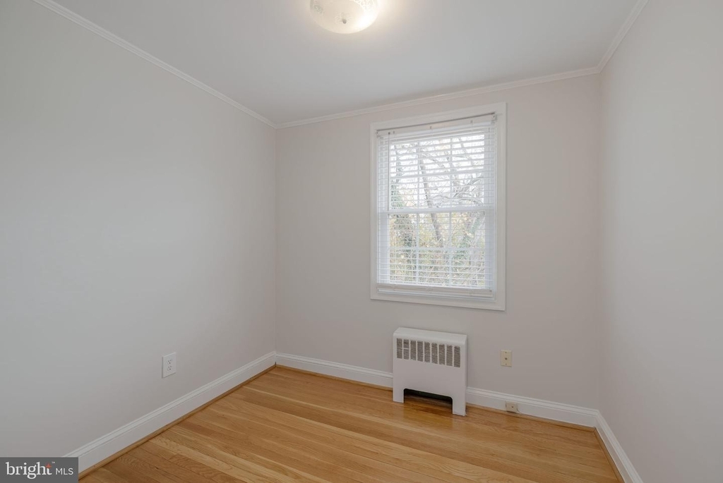 3105 Mosby St - Photo 28