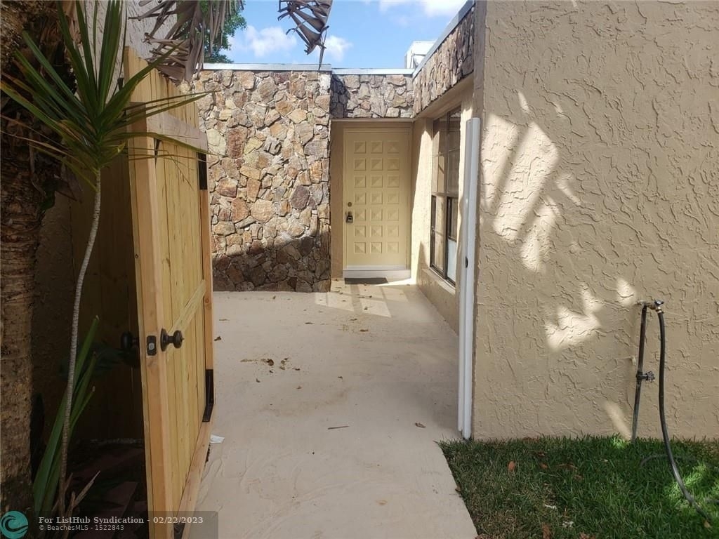 9725 Nw 26th Ct - Photo 1