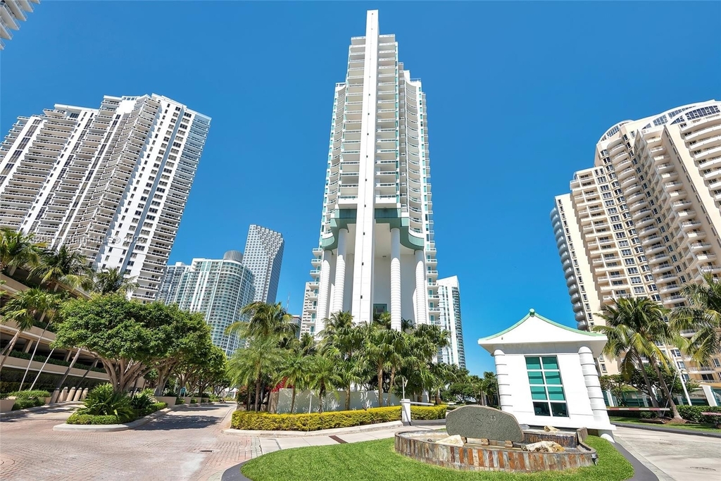 900 Brickell Key Blvd - Photo 46