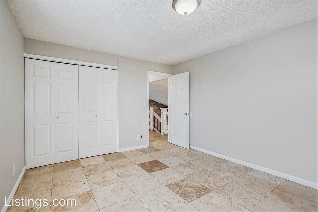 2030 Grafton Dr - Photo 7