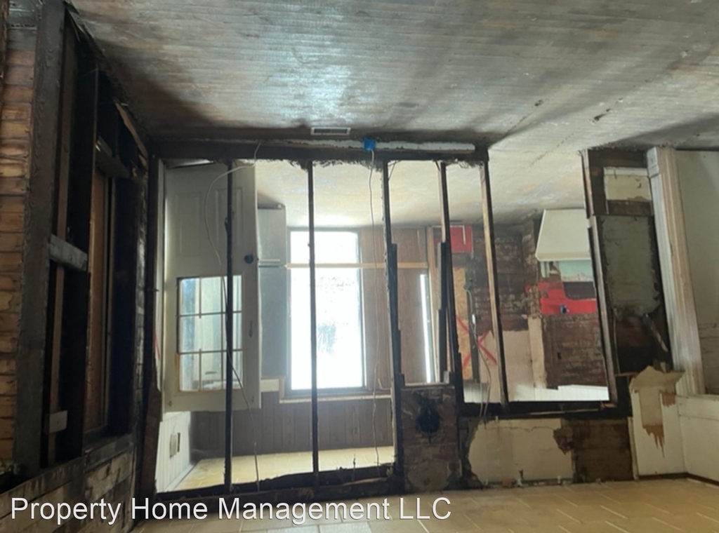 406 W. Chestnut St. - Photo 4