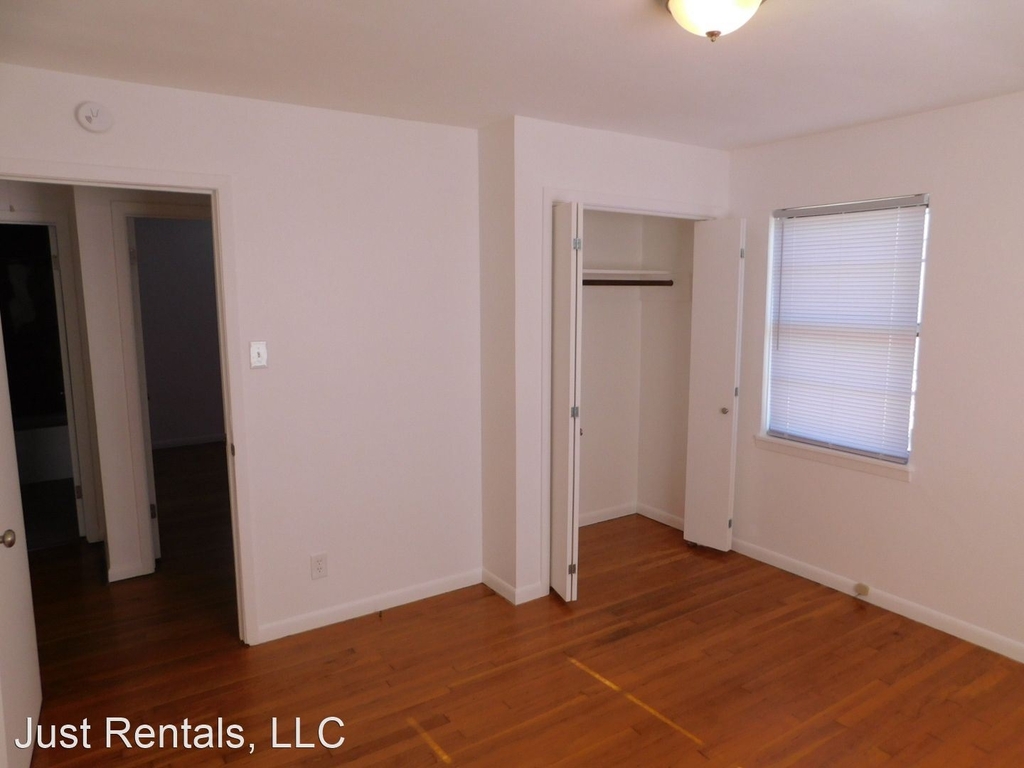 1105 Estes Dr - Photo 11