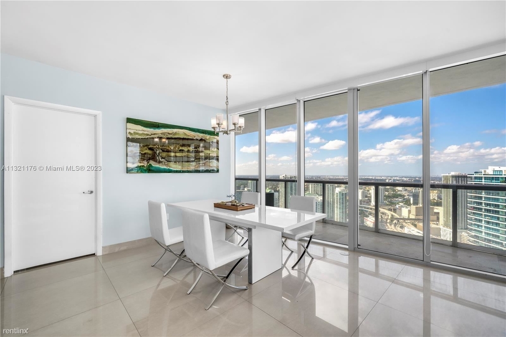 465 Brickell Ave Apt 5402 - Photo 4