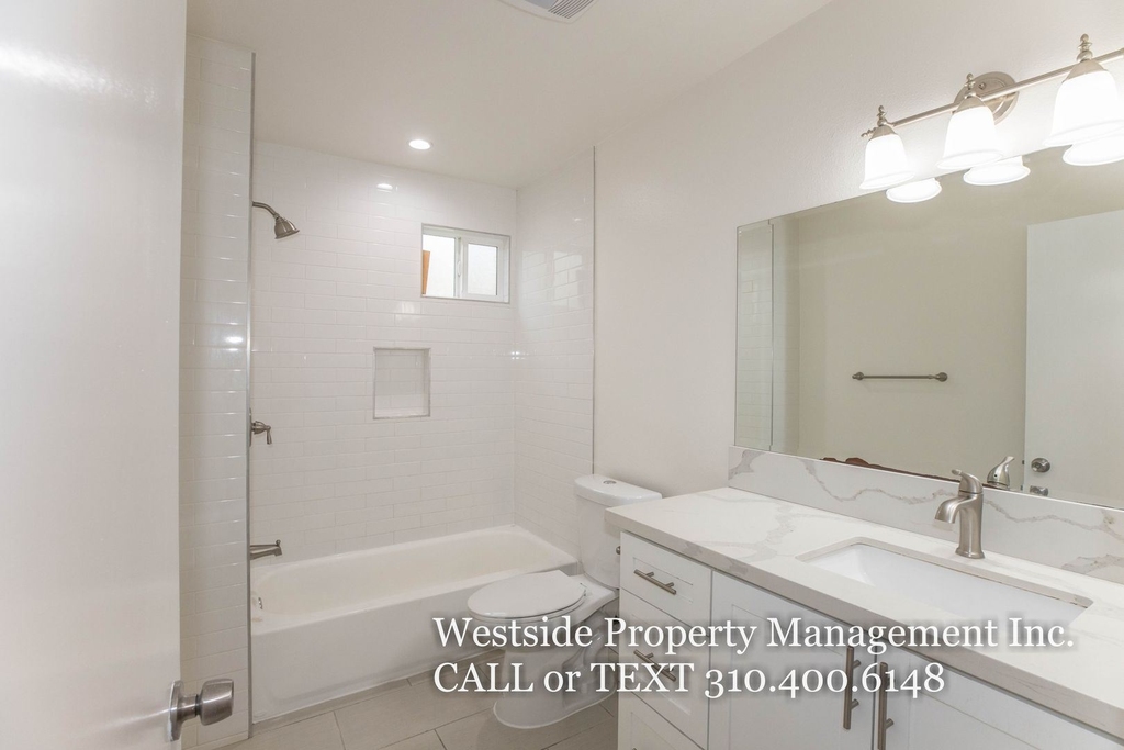 2723 W. 73rd Street - Photo 10