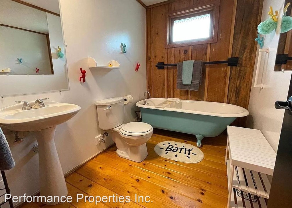 6285 Holmes Street - Photo 21