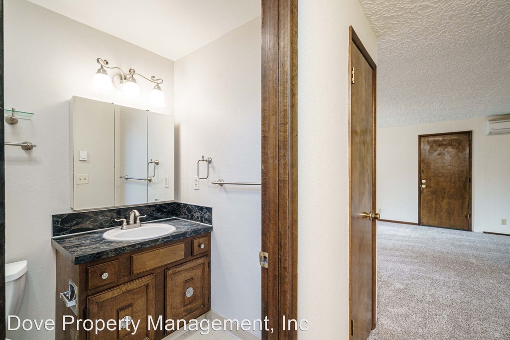 3617 Ne 85th Street - Photo 29