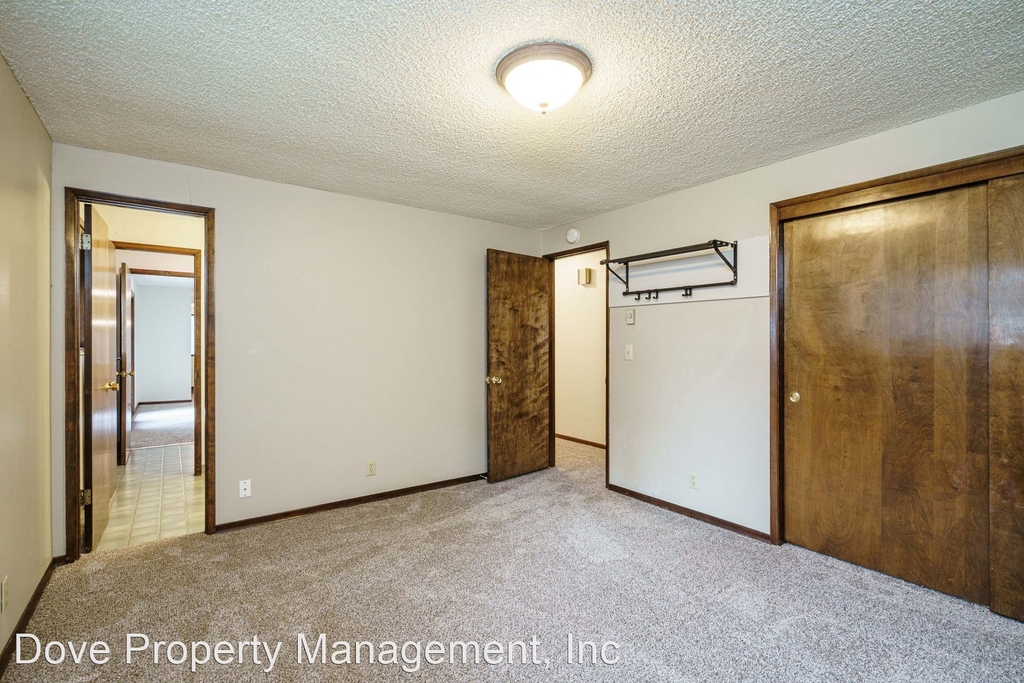 3617 Ne 85th Street - Photo 34